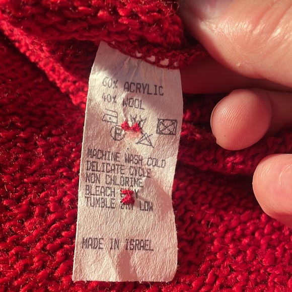 Roni Bis Red Fringe Cardigan M-L - Picture 6 of 7